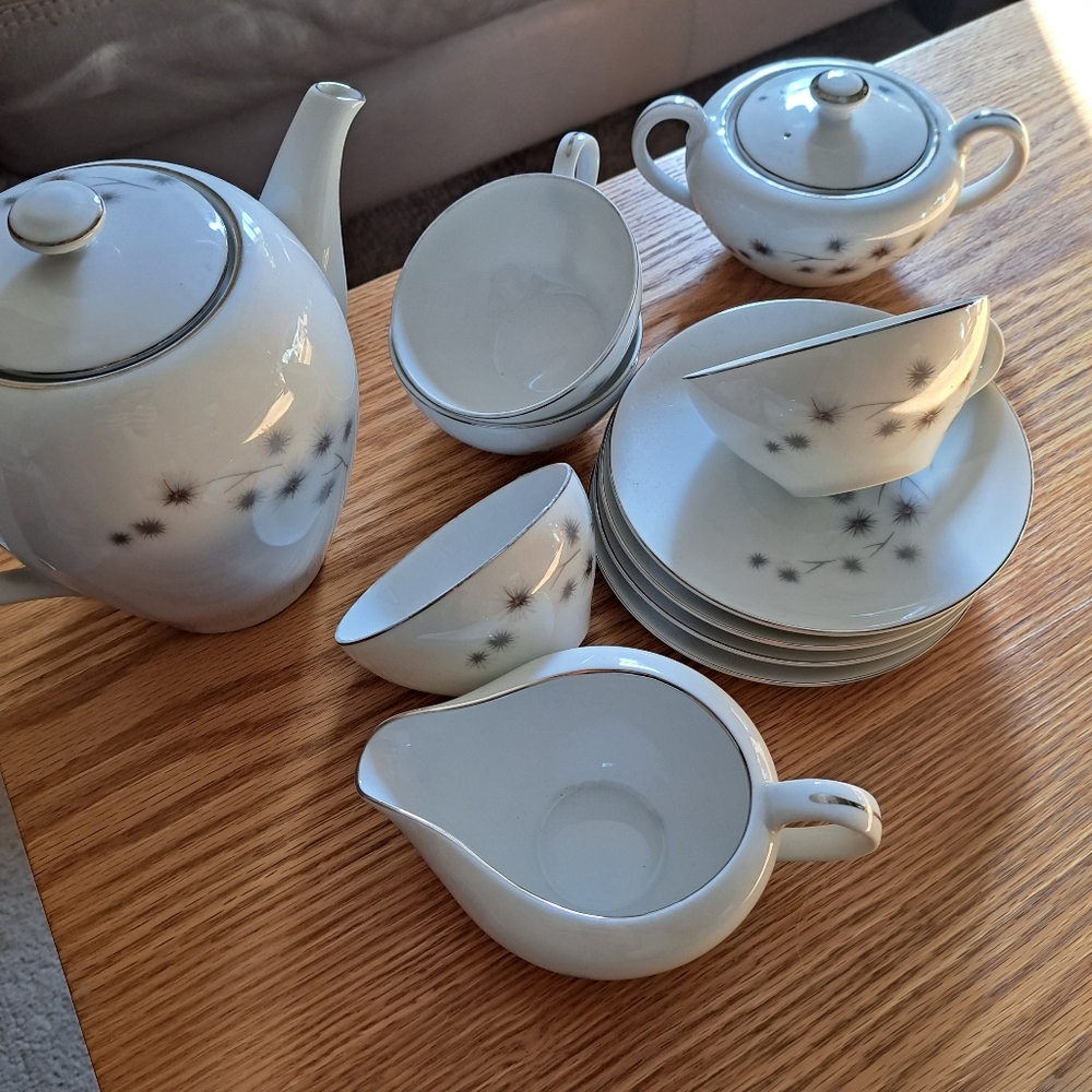 Creative, Japan, starburst tea service